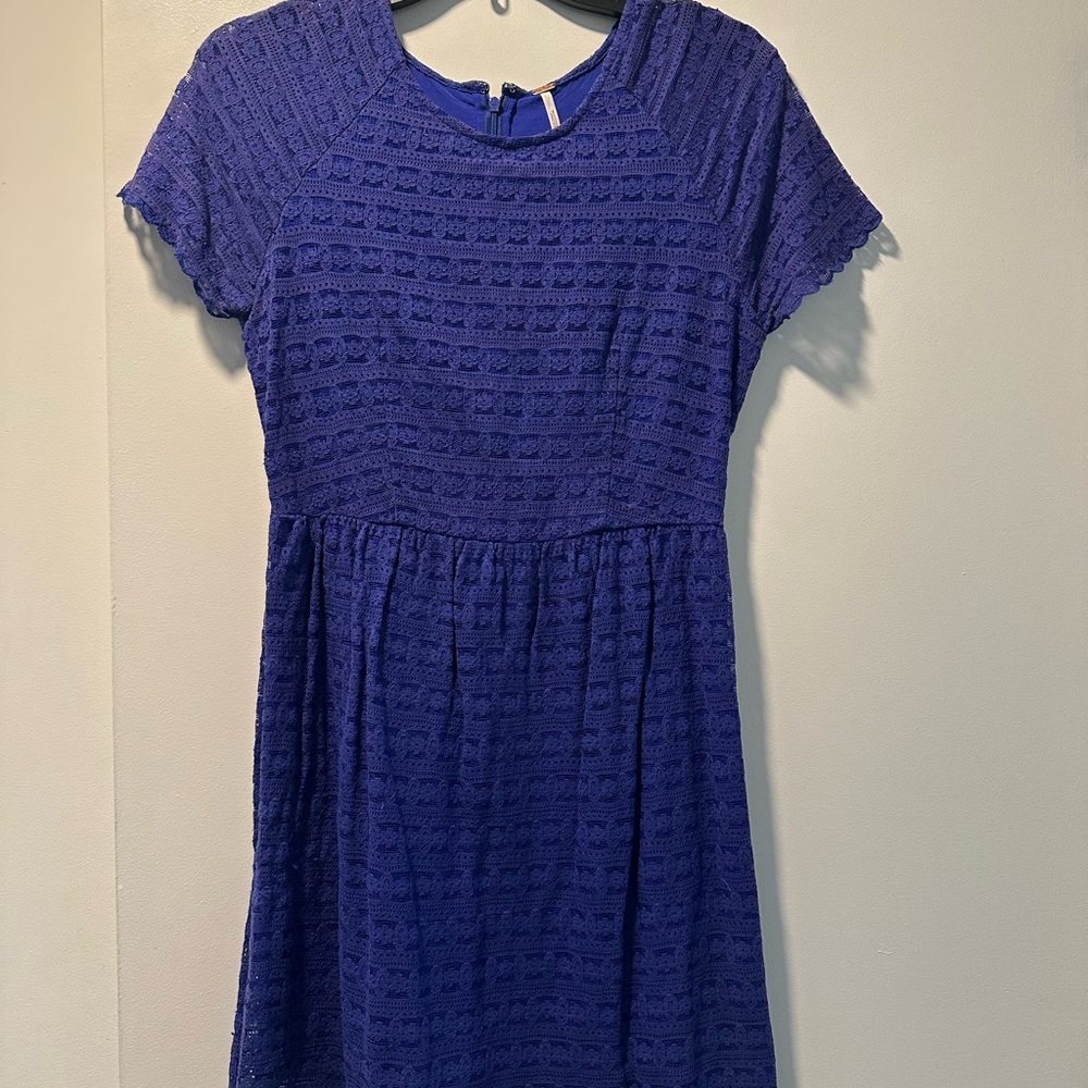 Blue Lace Short Sleeve Dress